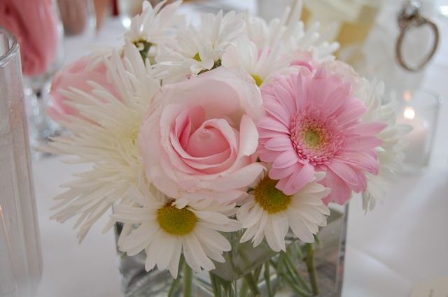 table-center-floral-arrangements